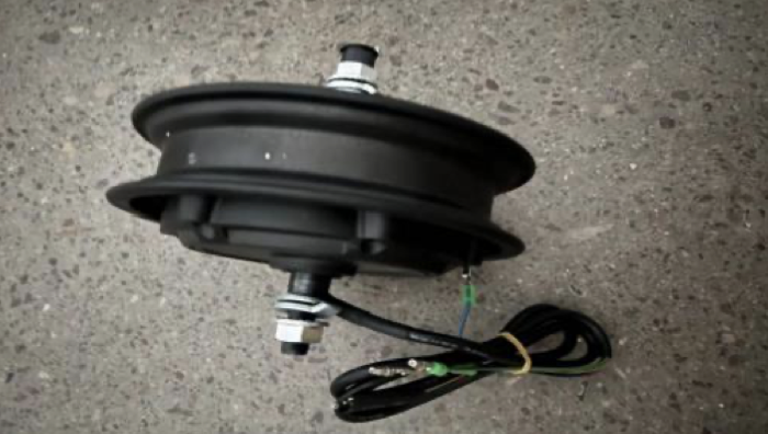 Moteur 800W Speedtrott XT-800 et MOBX TREK1